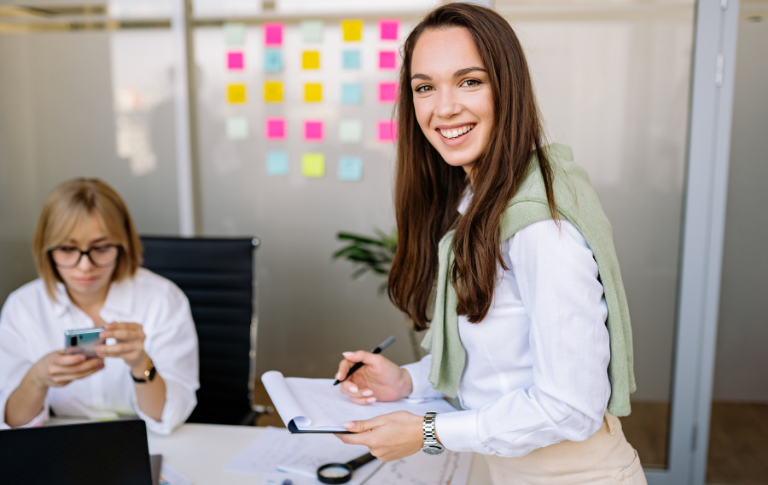 Sempre più esposti e meno tutelati: perchè i freelance della comunicazione guardano alle assicurazioni